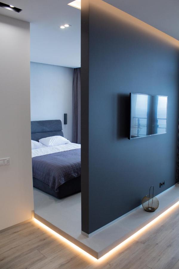 Level 24 - Sea & Sky View Apartment Odesa Exterior photo
